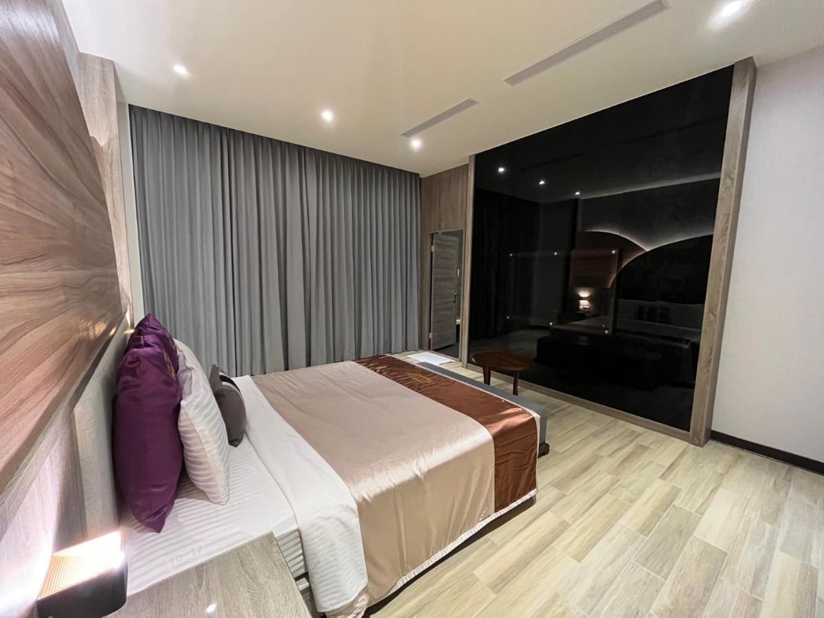 Purple Rainbow Motel Taipei Extérieur photo