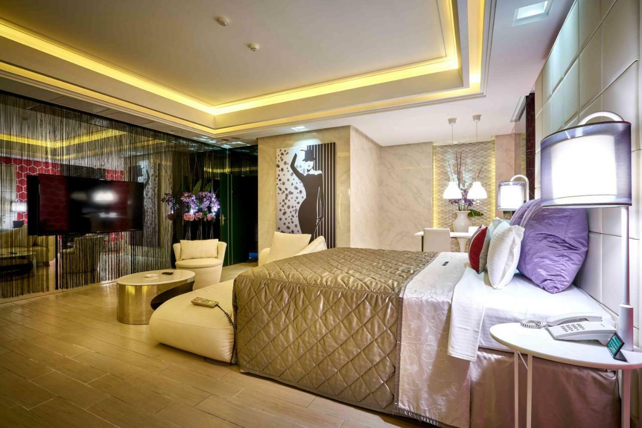 Purple Rainbow Motel Taipei Extérieur photo